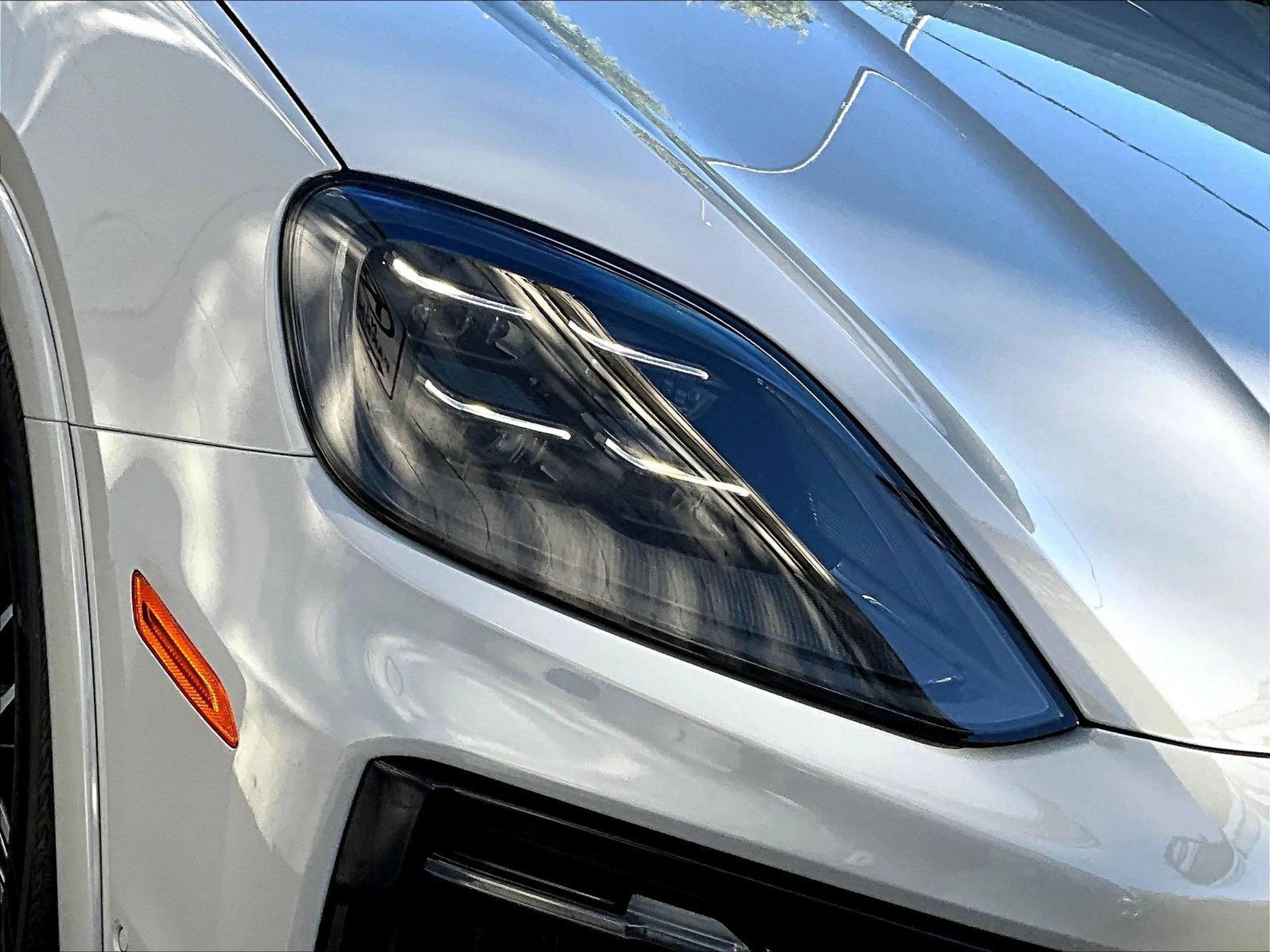 New 2026 Porsche Cayenne GTS image 23