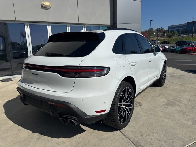 Used 2022 Porsche Macan image 7