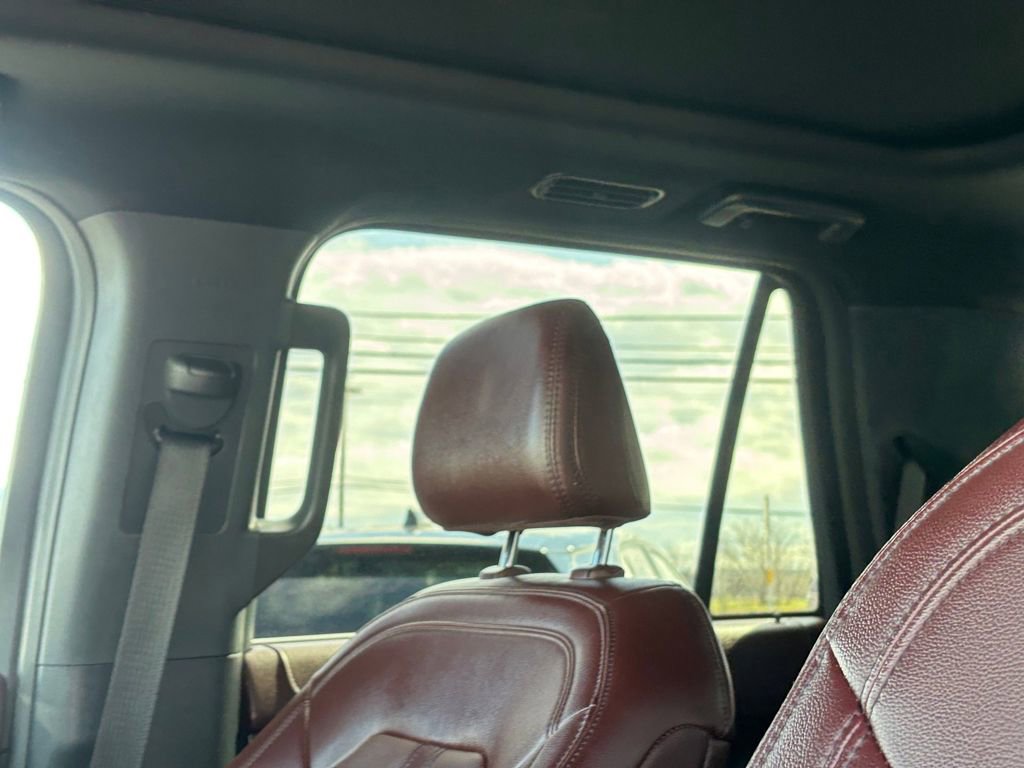 Used 2024 Ford Expedition Limited AWD/4WD image 11