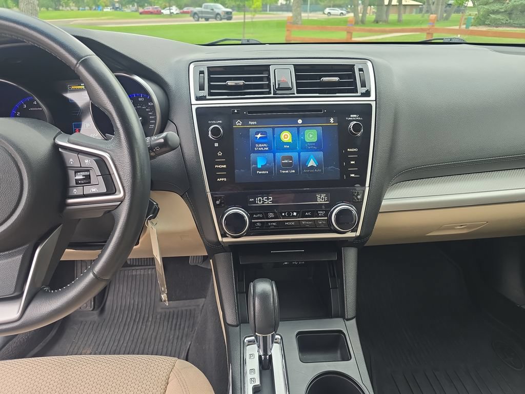 Used 2019 Subaru Outback 2.5i Premium AWD/4WD image 18