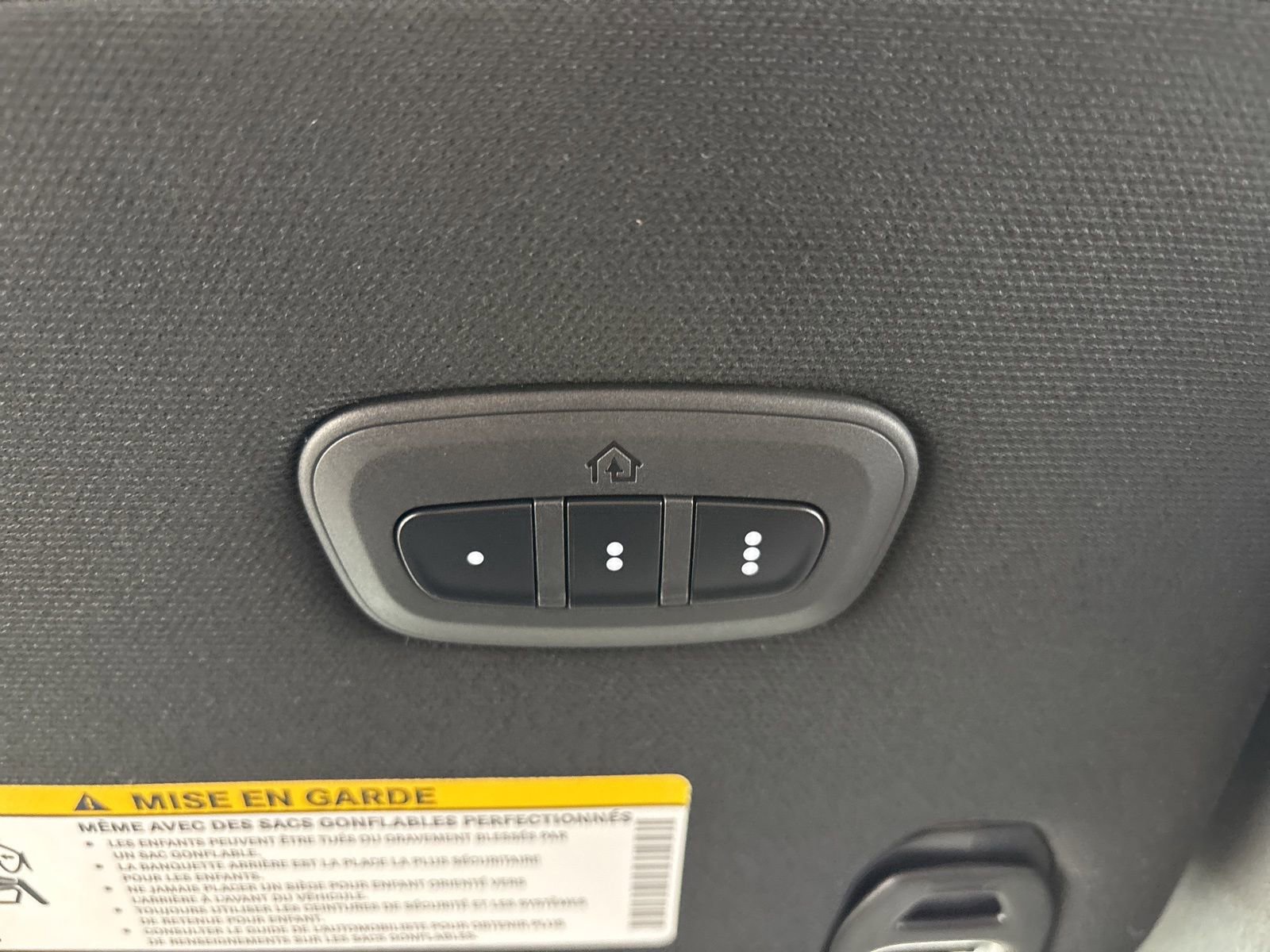 Used 2026 RAM 2500 Laramie AWD/4WD image 22