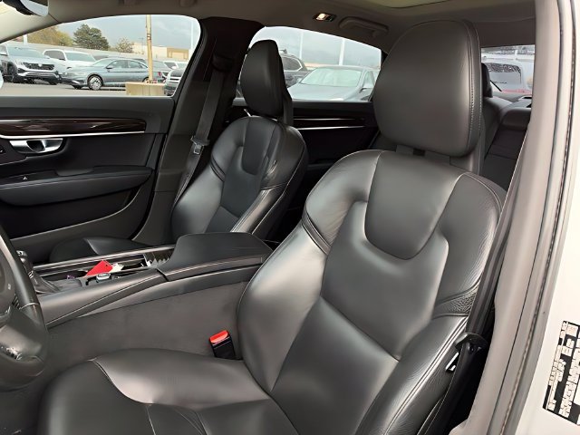 Used 2018 Volvo S90 T5 Momentum w/ Convenience Package FWD image 21