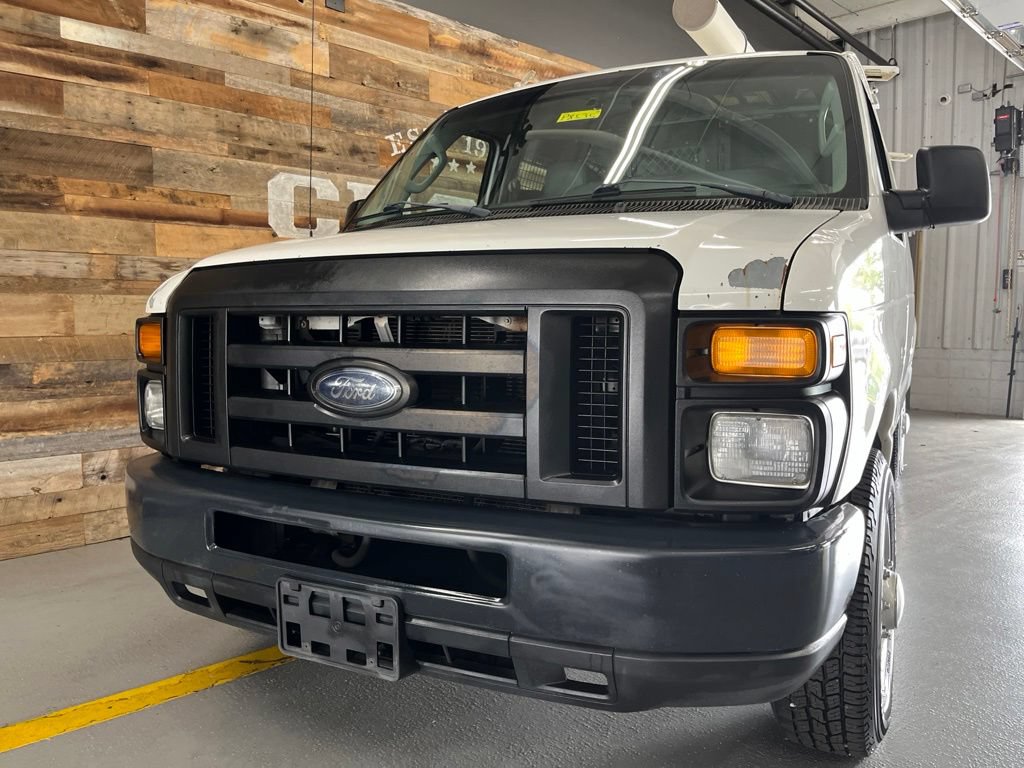 Used 2012 Ford E-250 and Econoline 250 w/ Commercial Cargo Van Pkg RWD image 32