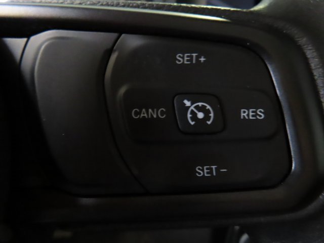 Used 2025 Jeep Gladiator Sport image 20