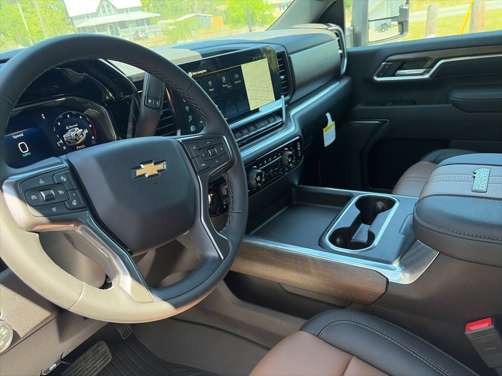 New 2026 Chevrolet Silverado 3500 High Country w/ High Country Premium Package AWD/4WD image 32