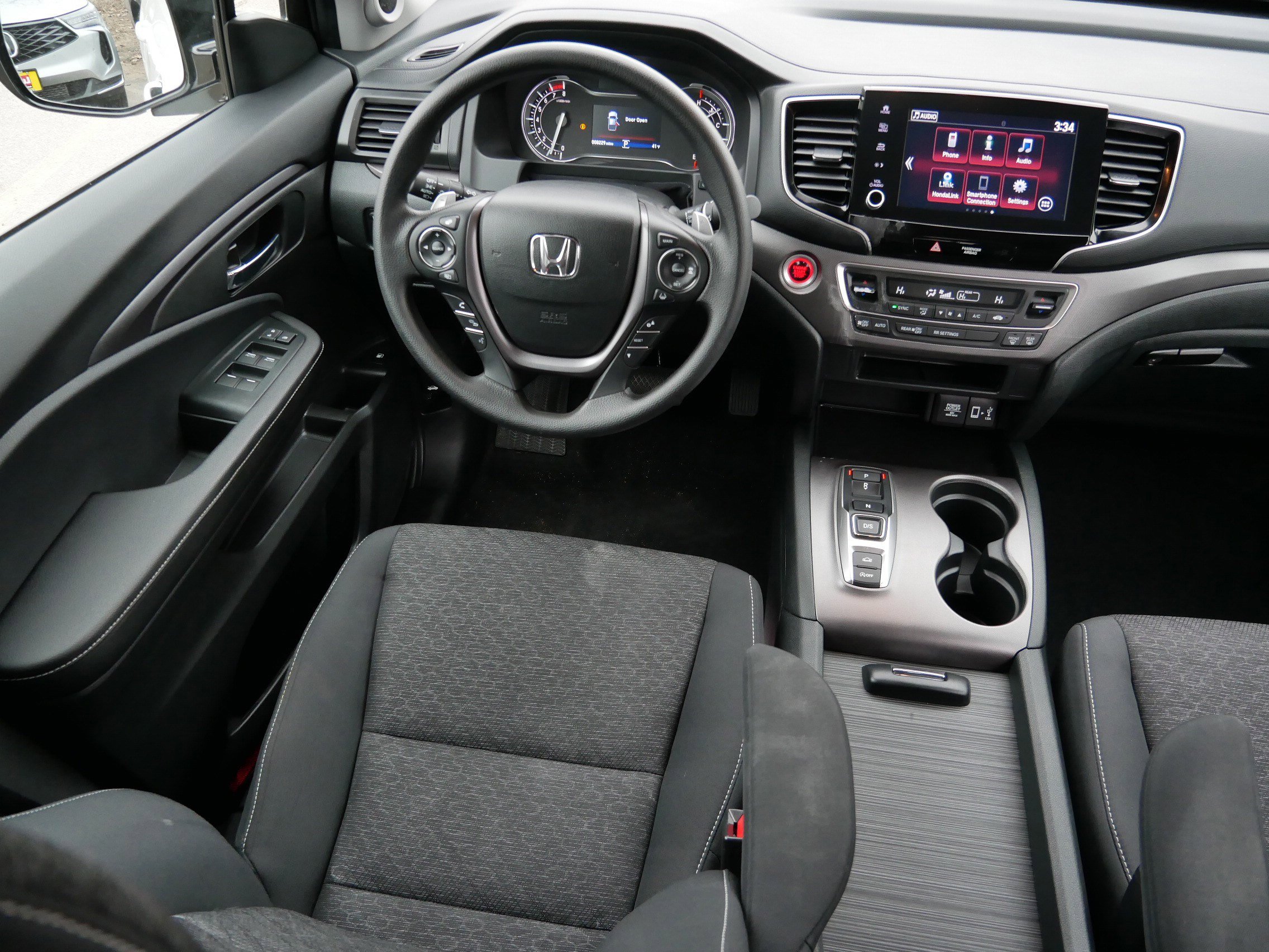 Used 2023 Honda Ridgeline Sport image 9