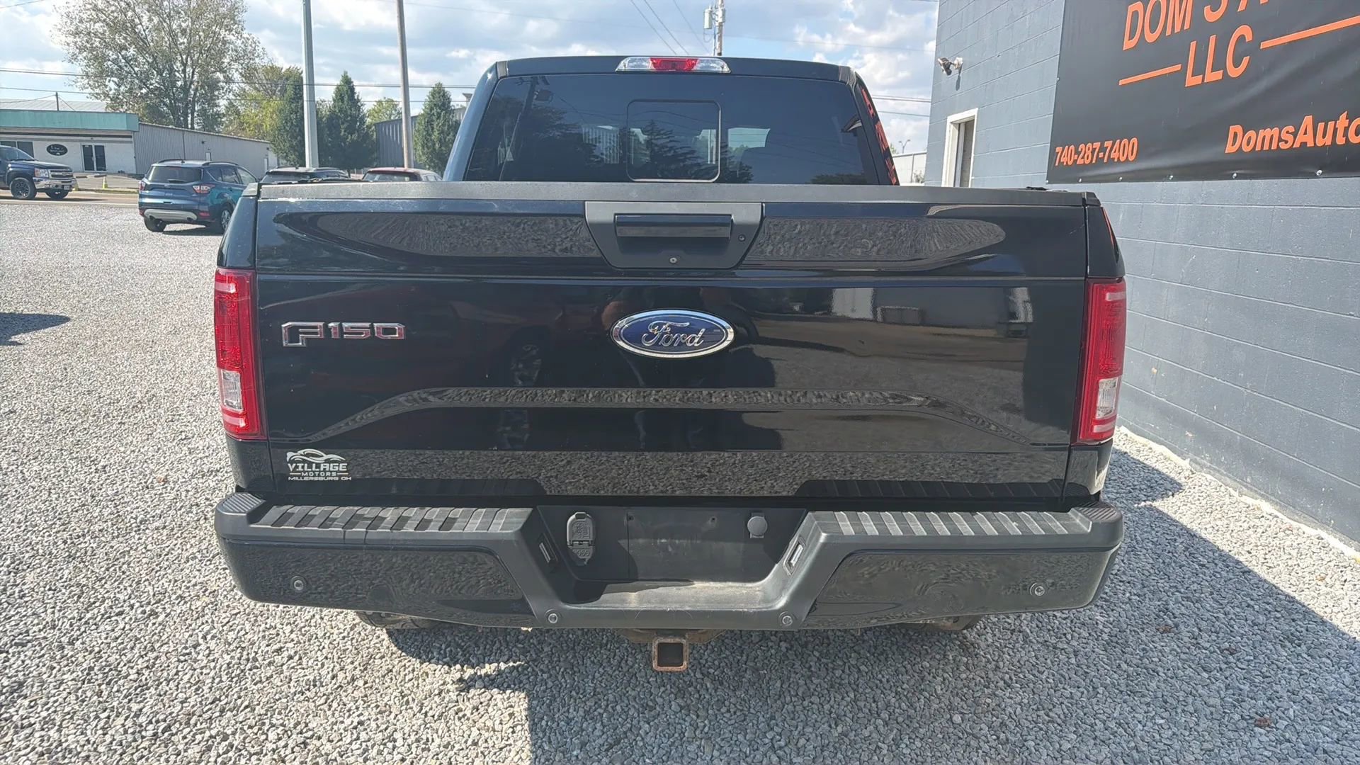 Used 2016 Ford F150 XLT w/ Equipment Group 302A Luxury image 4