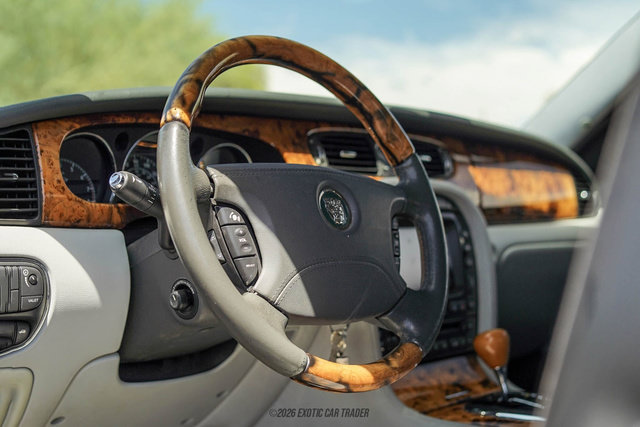 Used 2006 Jaguar XJ8 RWD image 63