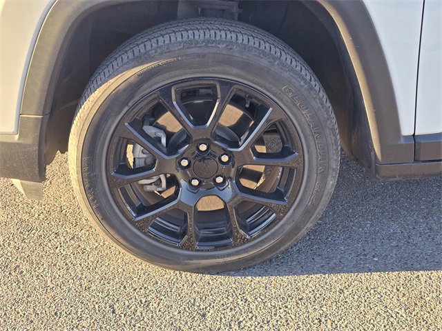 Used 2023 Buick Encore GX Select image 9