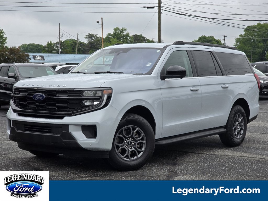 Used 2025 Ford Expedition Max Active RWD image 1