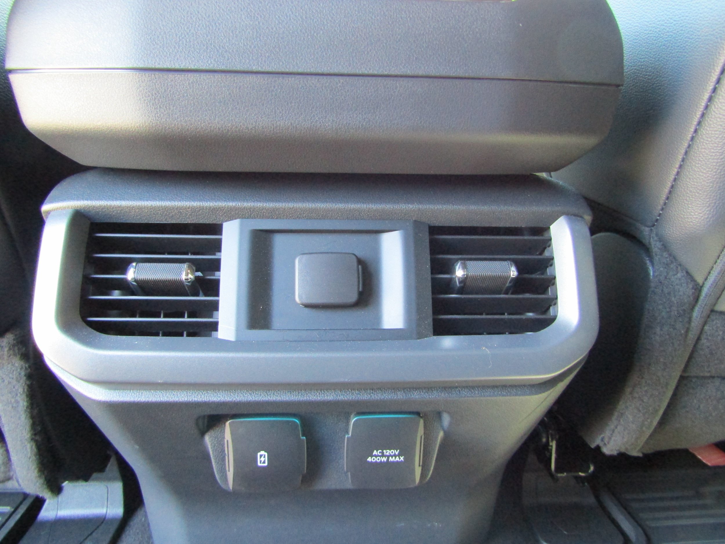 Used 2025 Ford F150 Lariat w/ Equipment Group 501A Mid AWD/4WD image 36