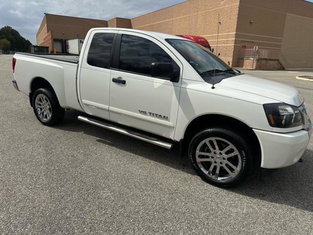Used 2012 Nissan Titan SV w/ SV Value Truck Pkg image 30