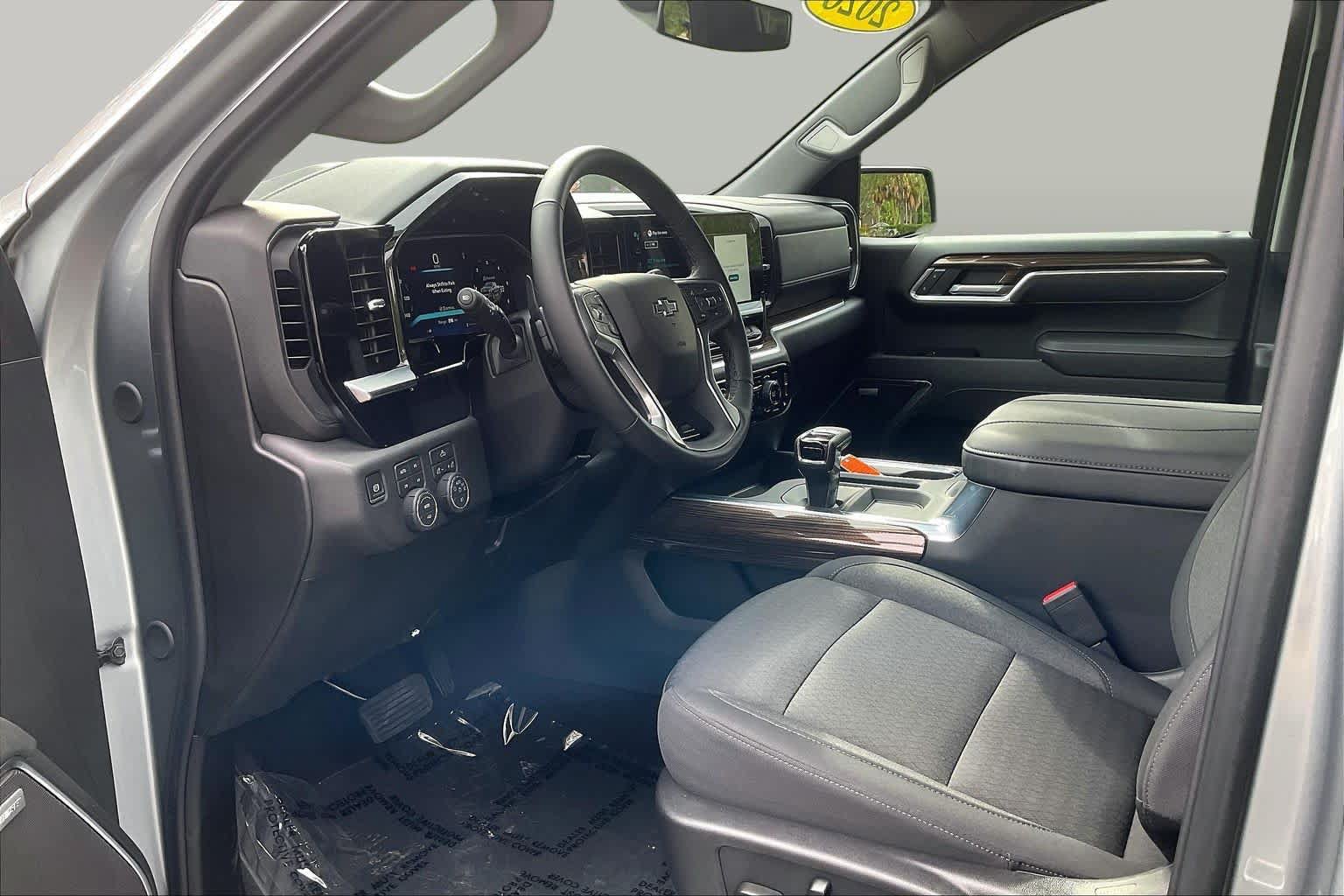 Used 2026 Chevrolet Silverado 1500 RST AWD/4WD image 29
