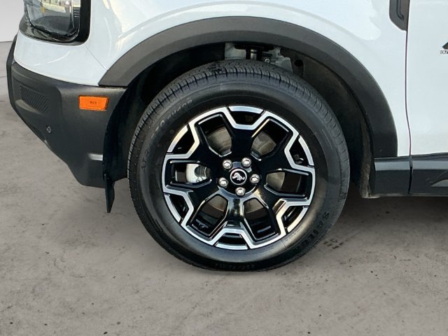 Used 2025 Ford Bronco Sport Outer Banks w/ Outer Banks Tech Package+ AWD/4WD image 9