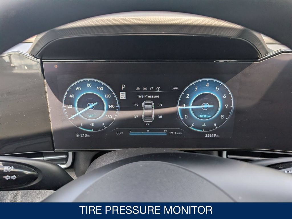 Certified 2024 Hyundai Elantra SEL FWD image 21