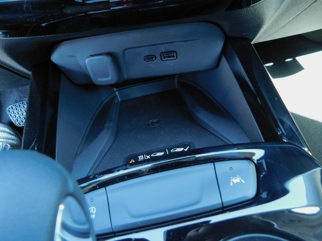 New 2025 Chevrolet Trax LT w/ Sunroof Package image 27