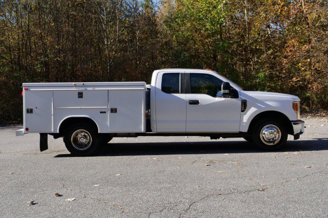 Used 2017 Ford F350 XL w/ Power Equipment Group image 31