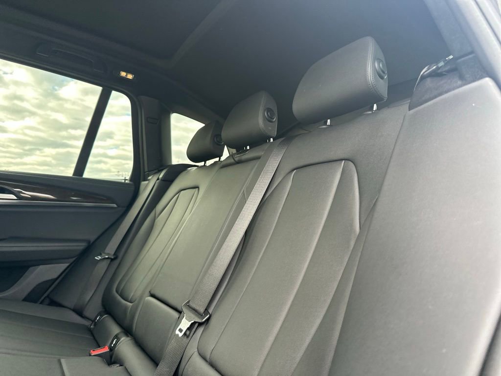 Used 2021 BMW X3 M40i w/ Premium Package image 22