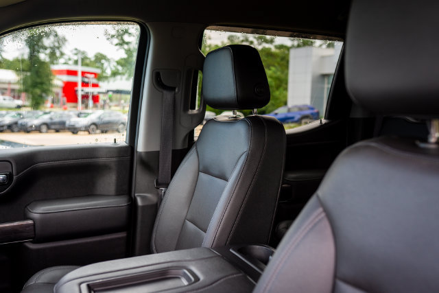 Used 2021 Chevrolet Silverado 1500 LTZ RWD image 31