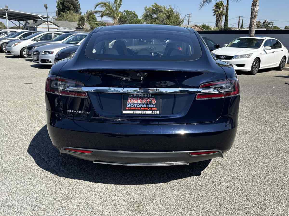 Used 2012 Tesla Model S Performance RWD image 3