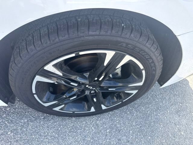 Used 2024 Kia K5 GT-Line w/ GT-Line Premium Package FWD image 8