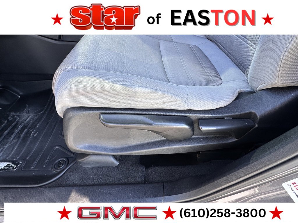 Used 2017 Honda CR-V LX image 18