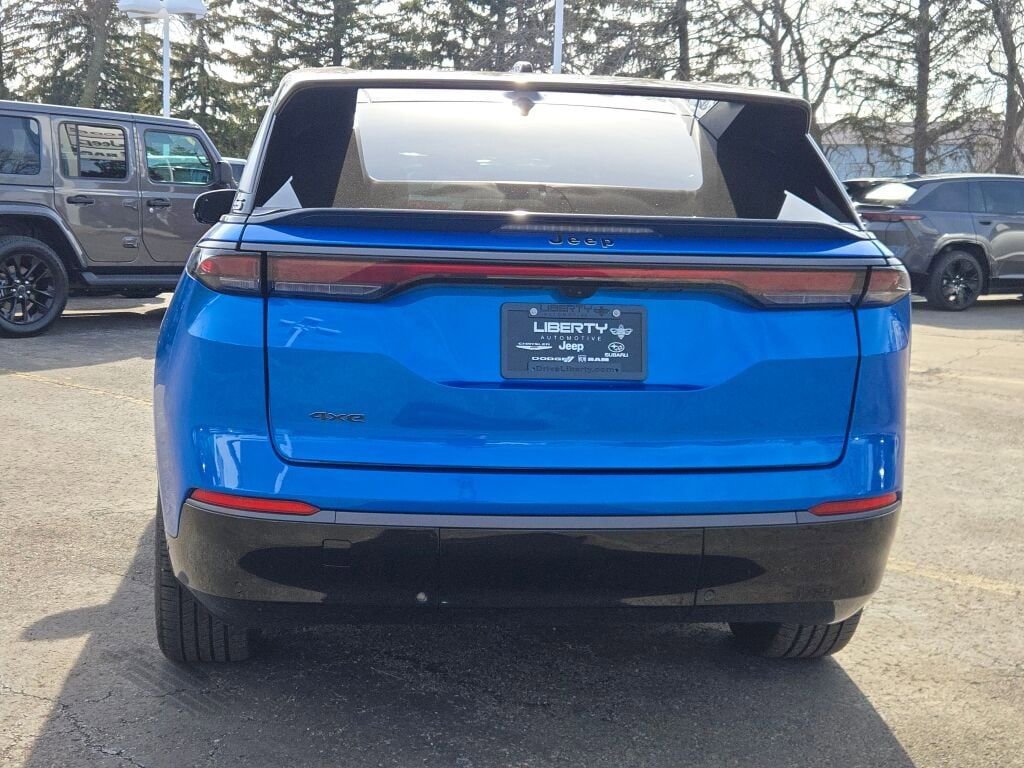 Used 2025 Jeep Wagoneer S Limited image 12