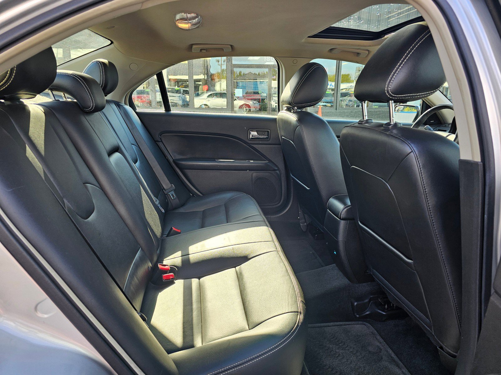 Used 2012 Ford Fusion SEL image 15