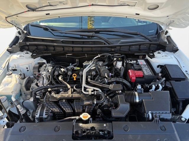 Used 2025 Nissan Altima 2.5 SV image 29