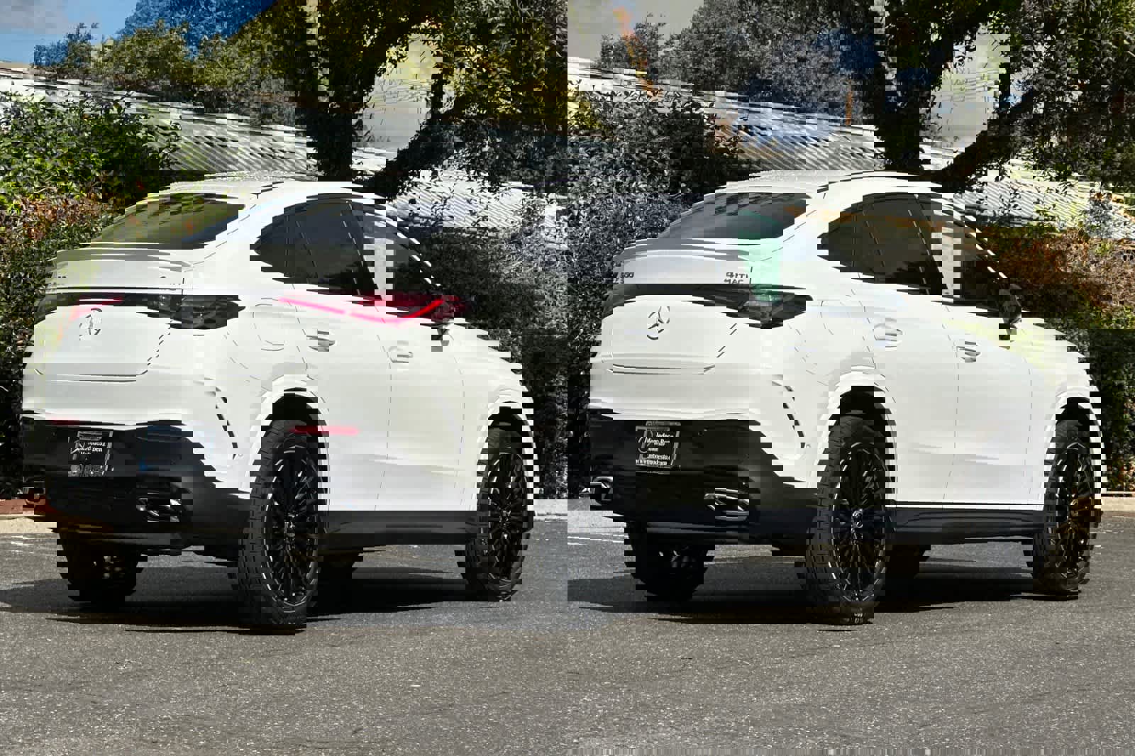 New 2026 Mercedes-Benz GLC 300 4MATIC image 3