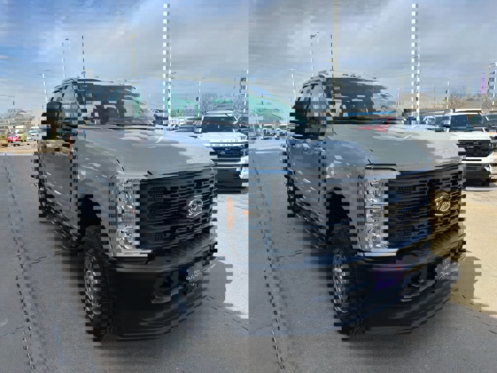 New 2026 Ford F250 XL image 2