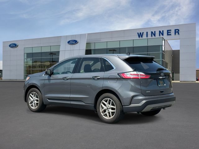 Used 2024 Ford Edge SEL AWD/4WD image 2
