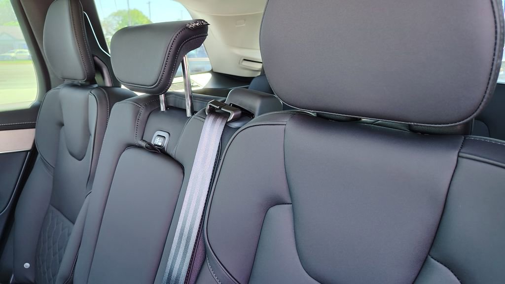 New 2026 Volvo XC90 B6 Plus w/ Protection Package Premier image 26