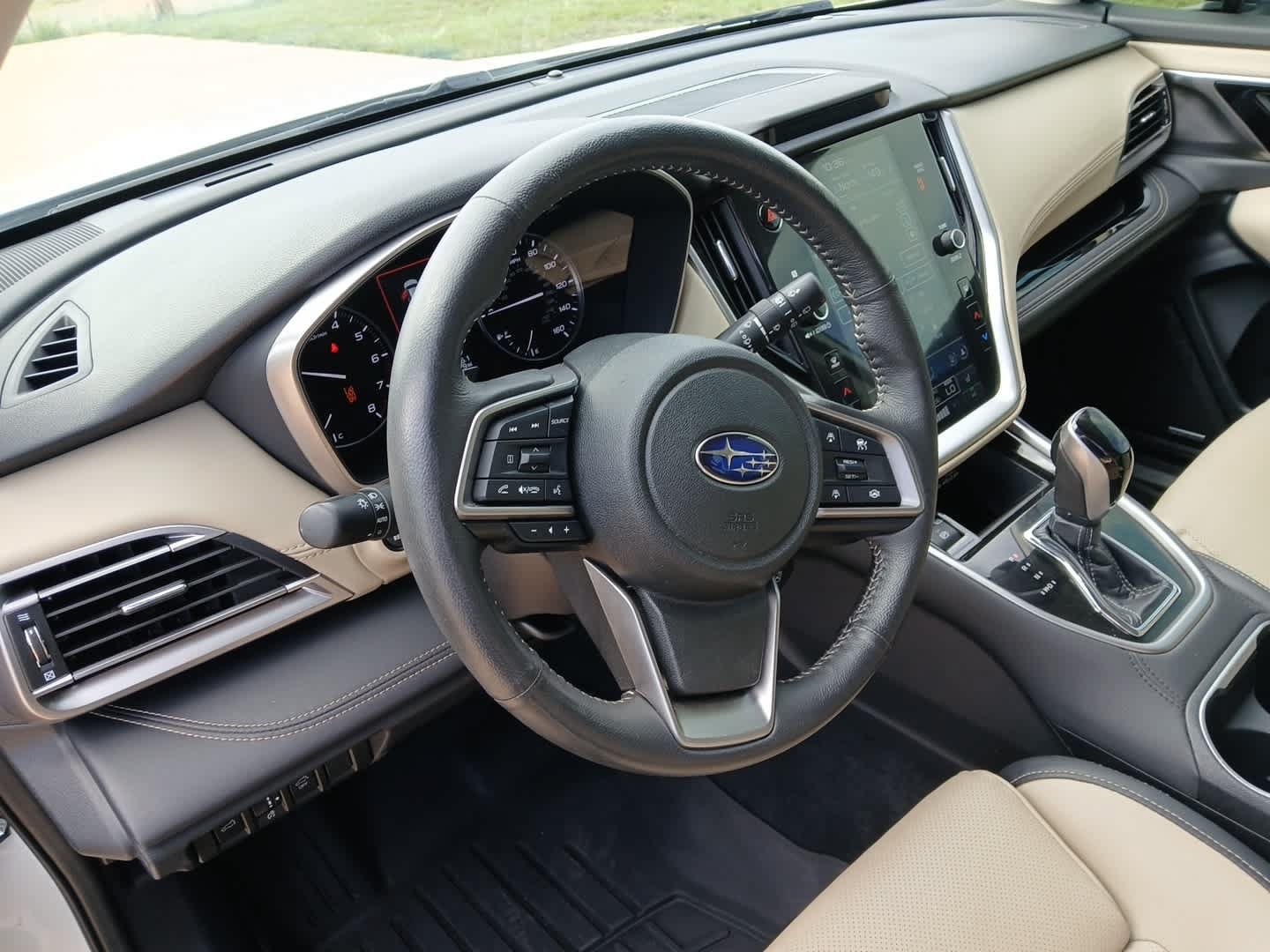 Used 2024 Subaru Outback Limited AWD/4WD image 18