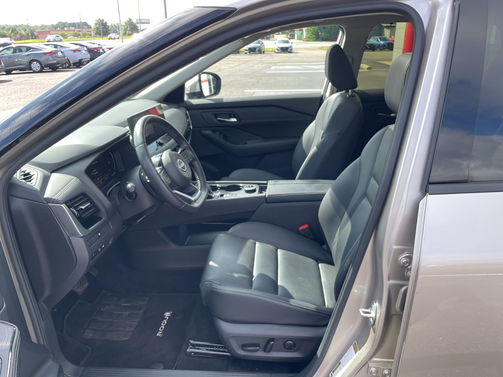 Certified 2024 Nissan Rogue SL w/ SL Premium Package image 10