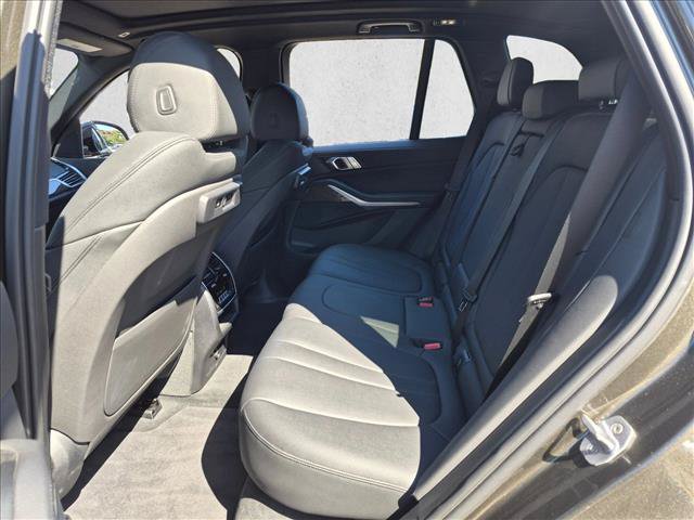 Used 2020 BMW X5 sDrive40i w/ Convenience Package RWD image 13