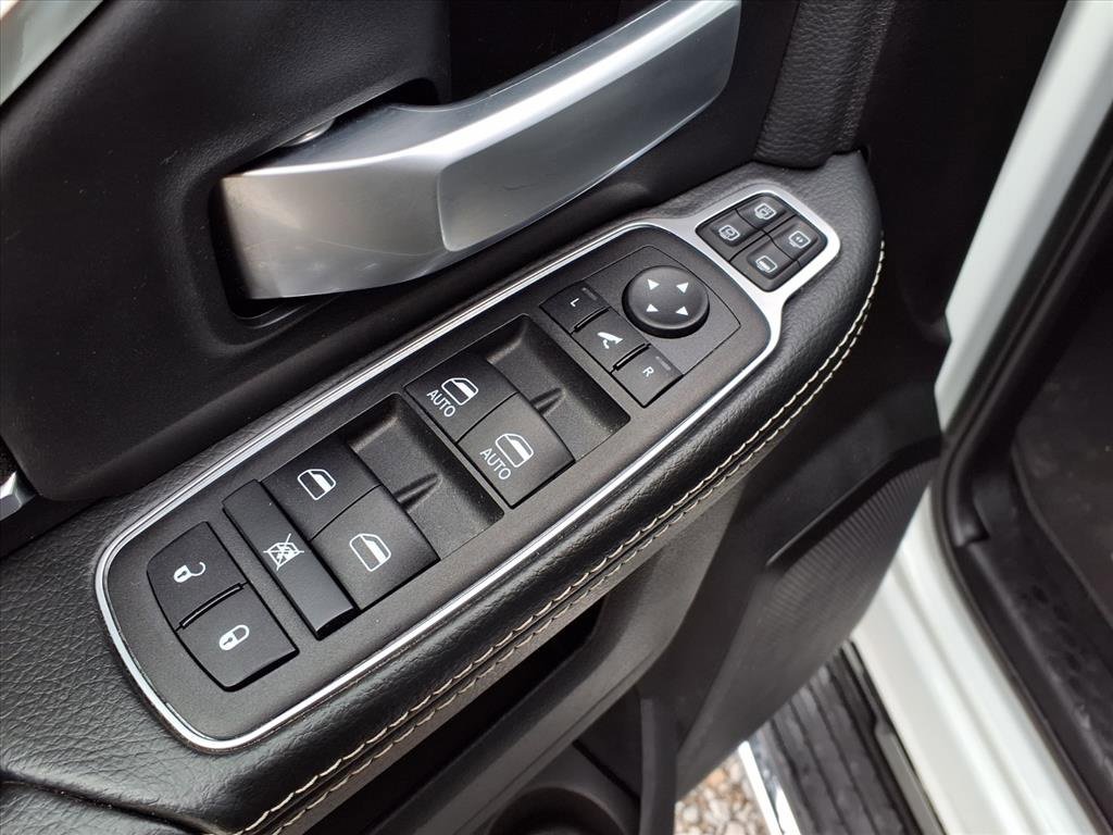 Used 2024 RAM 2500 Big Horn w/ Bed Utility Group image 20