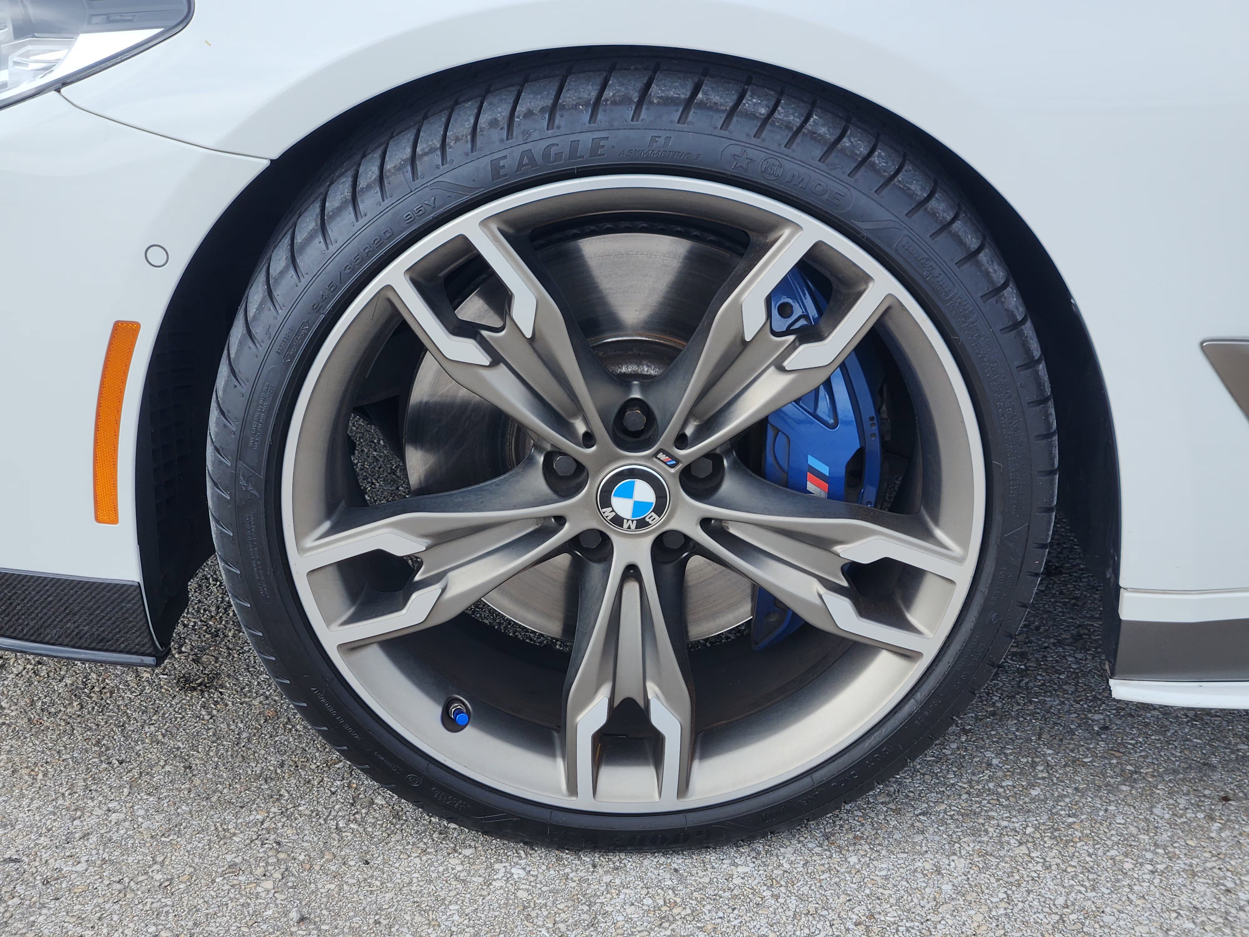 Used 2018 BMW M550i xDrive AWD/4WD image 10