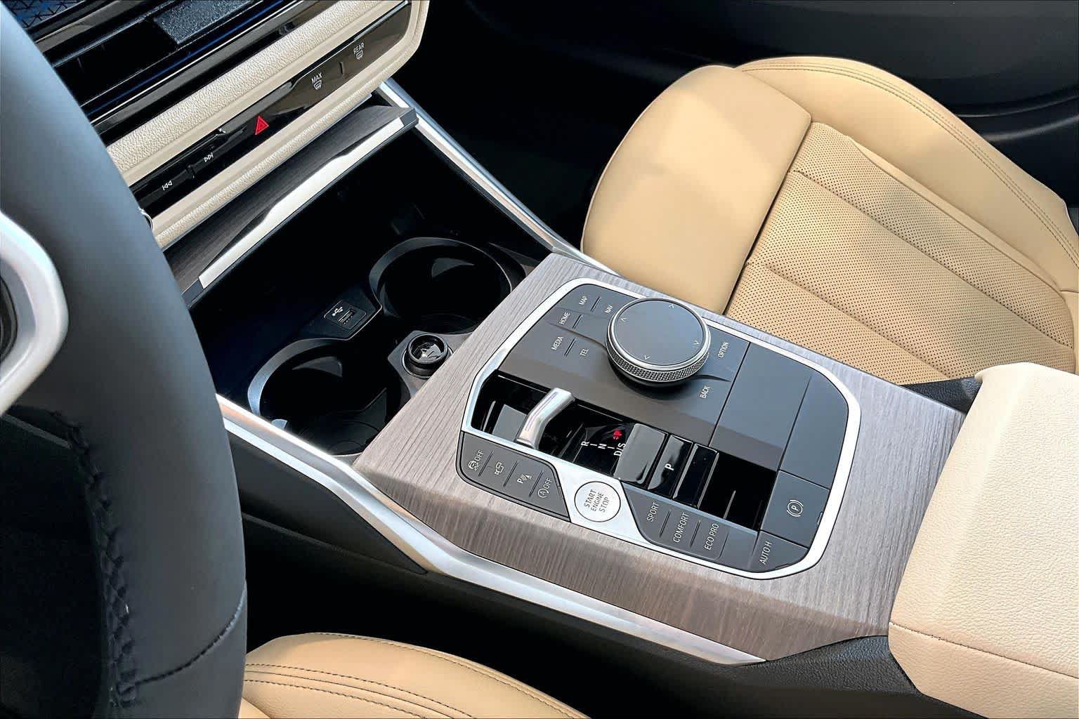 New 2026 BMW 330i Sedan w/ M Sport Package RWD image 8