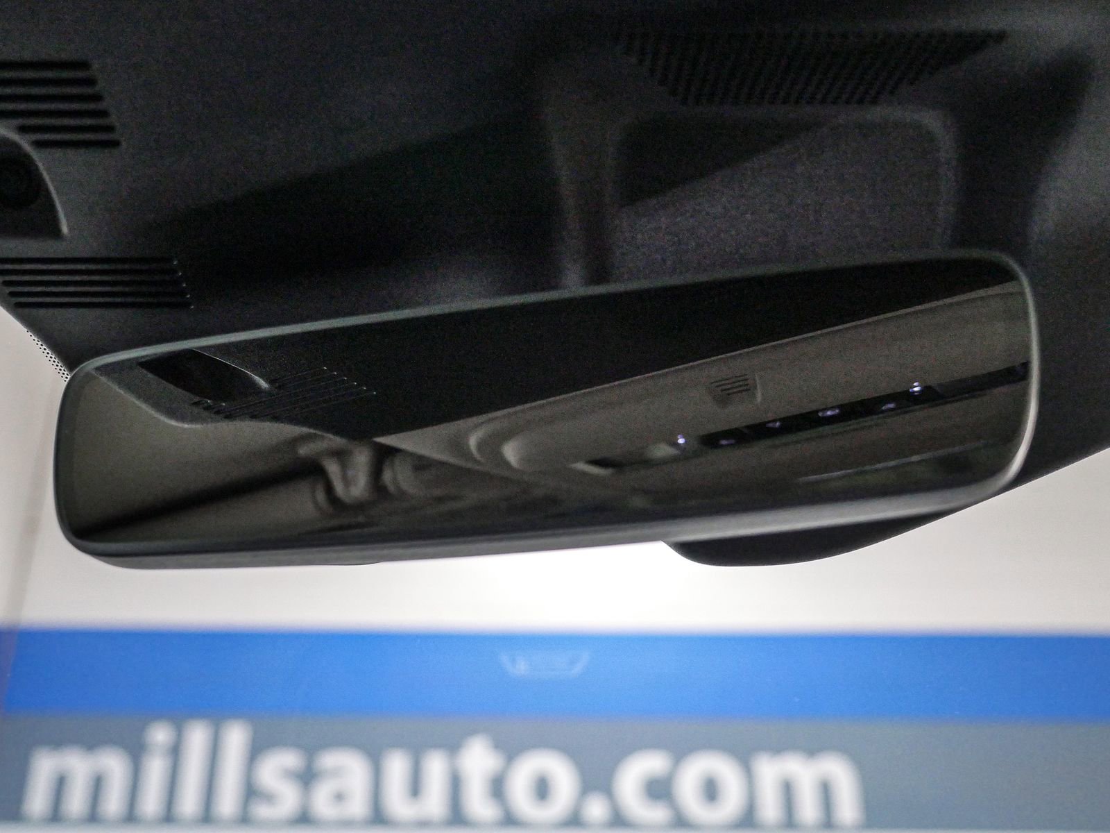 New 2025 Lincoln Corsair Reserve w/ Equipment Group 202A image 35