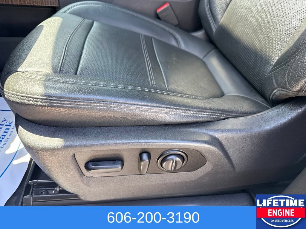 Used 2021 GMC Sierra 1500 Denali w/ Denali Ultimate Package AWD/4WD image 23