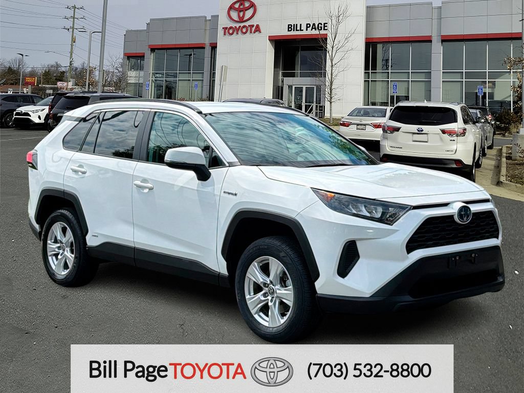 Used 2021 Toyota RAV4 LE AWD/4WD image 1
