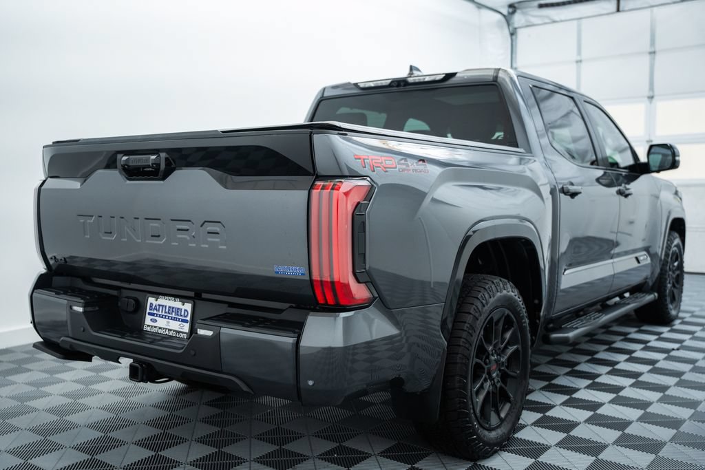 Used 2025 Toyota Tundra Platinum w/ TRD Off-Road Package AWD/4WD image 5