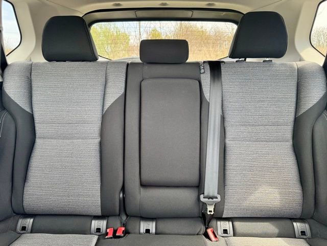 Used 2021 Nissan Rogue S AWD/4WD image 14