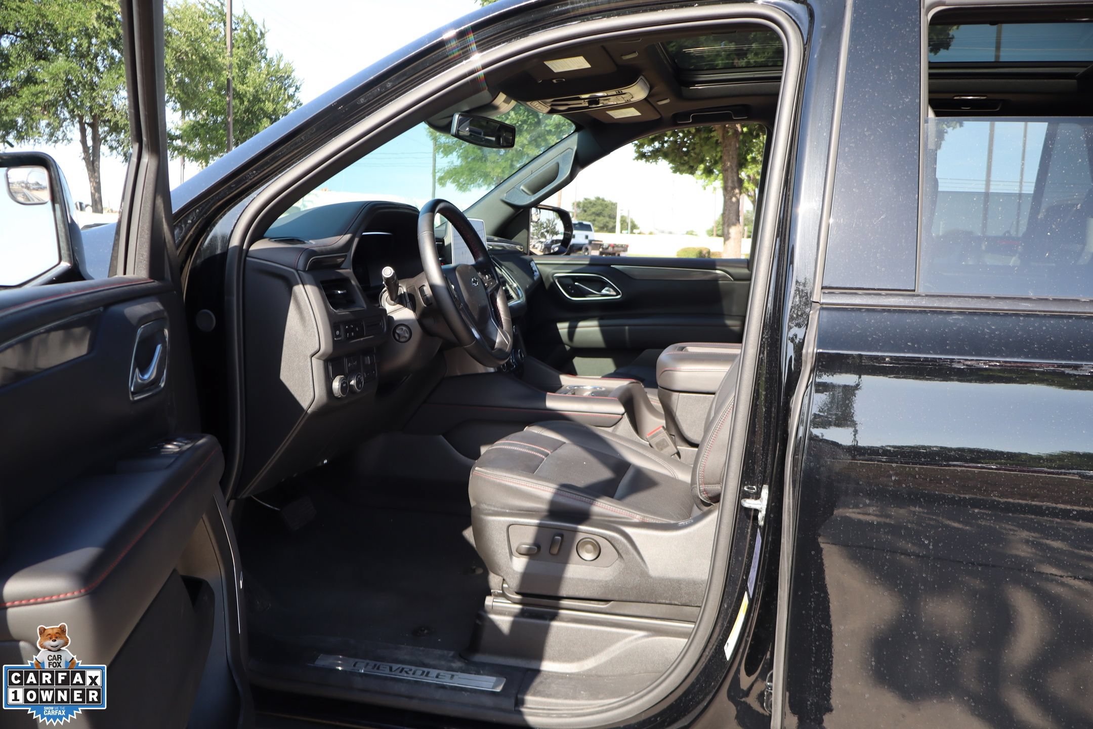 Used 2024 Chevrolet Tahoe RST w/ Luxury Package RWD image 26