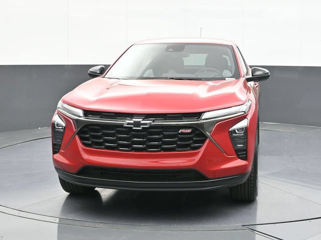 New 2026 Chevrolet Trax RS w/ Driver Confidence Package FWD video 2