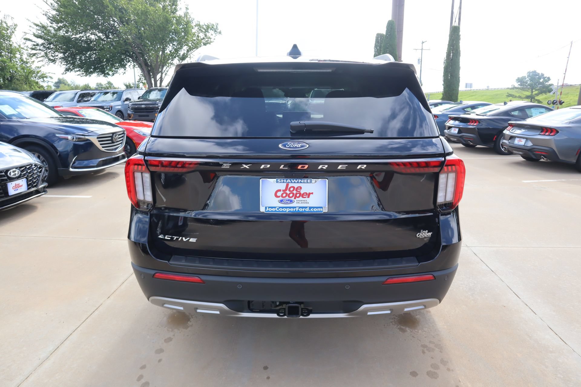 New 2026 Ford Explorer Active w/ Active Comfort Package RWD image 23