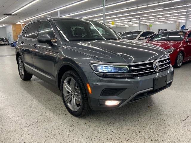 Used 2019 Volkswagen Tiguan SEL Premium image 4
