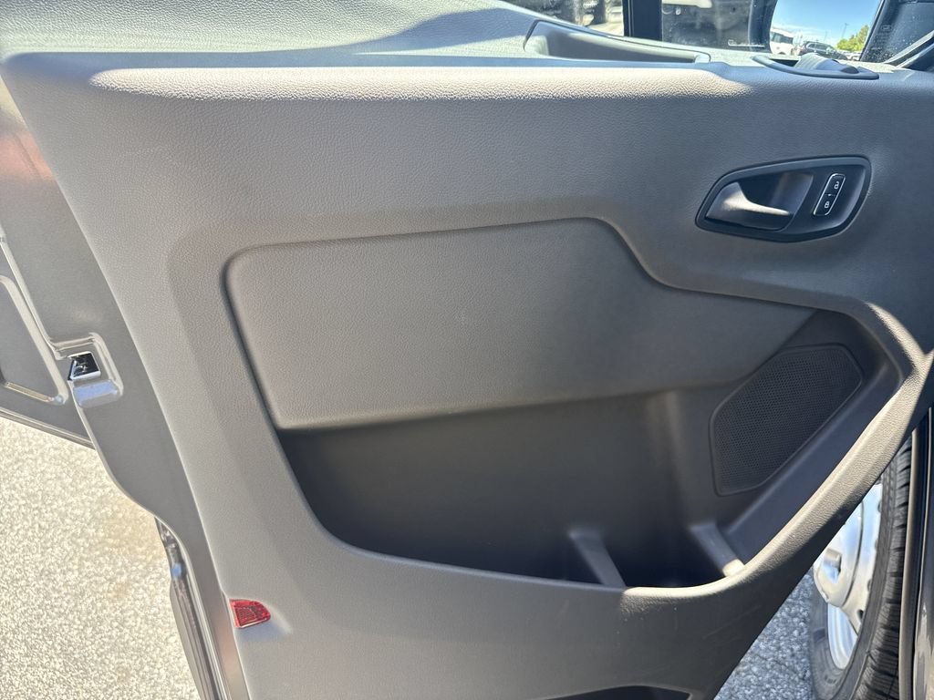 New 2026 Ford Transit 250 148 High Roof RWD image 10