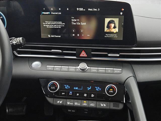 Used 2025 Hyundai Elantra Limited image 15